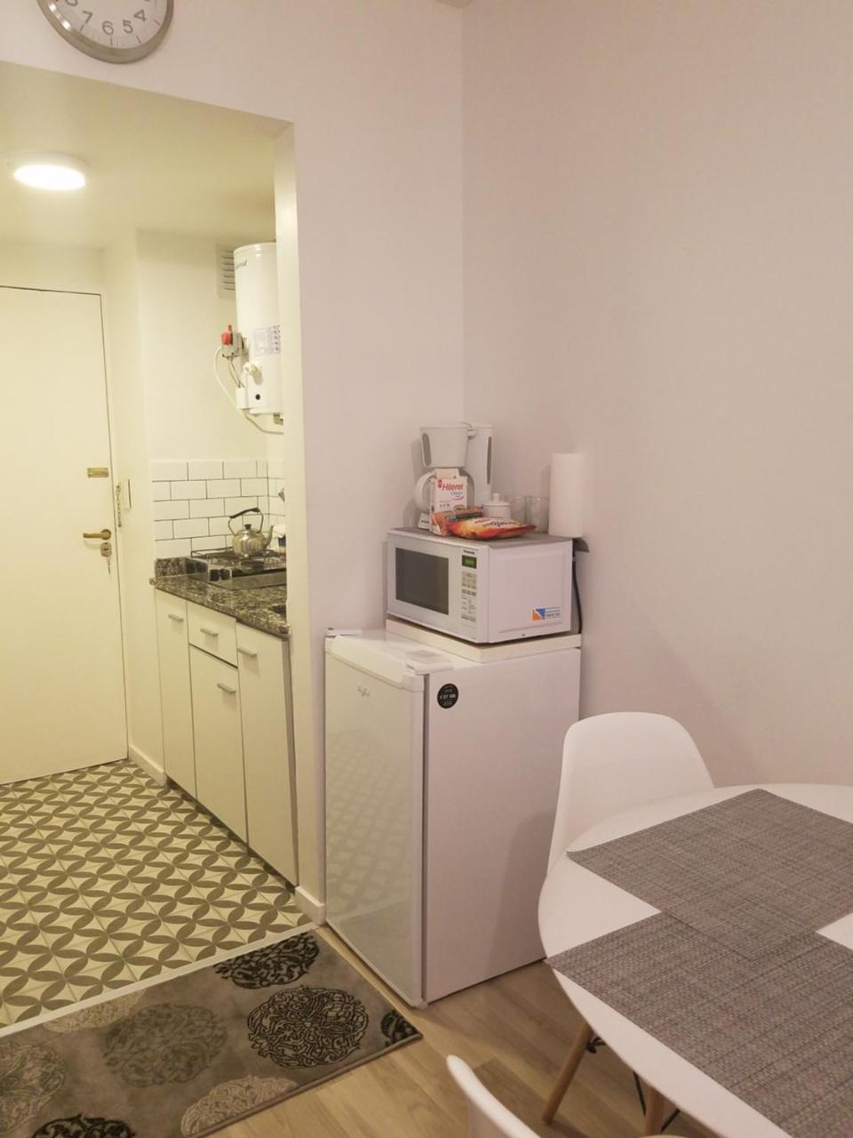 Estudio Moderno En Recoleta Excelente Ubicacion บัวโนสไอเรส ภายนอก รูปภาพ
