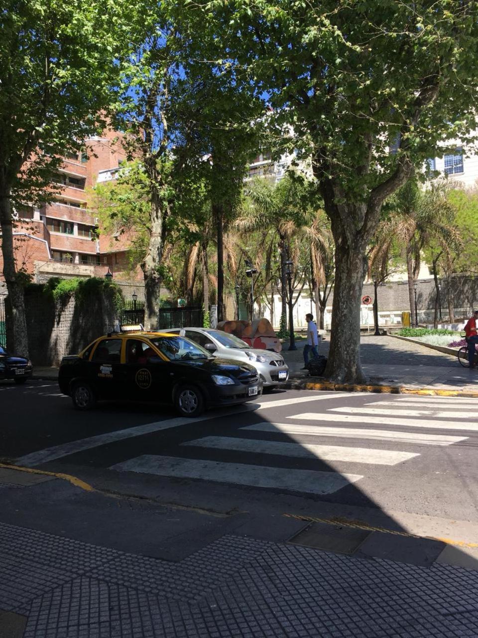 Estudio Moderno En Recoleta Excelente Ubicacion บัวโนสไอเรส ภายนอก รูปภาพ